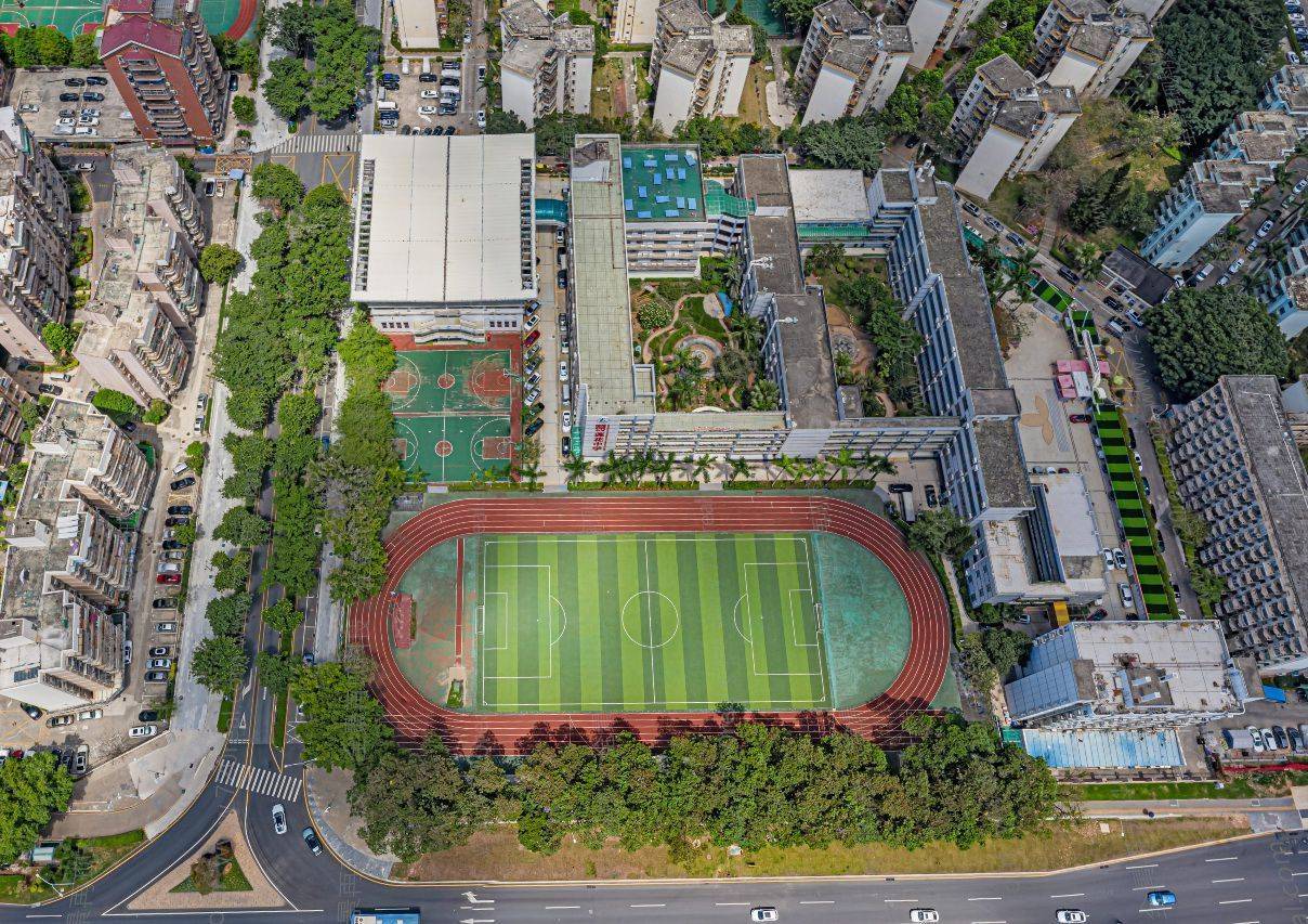 深圳福田莲花小学图片