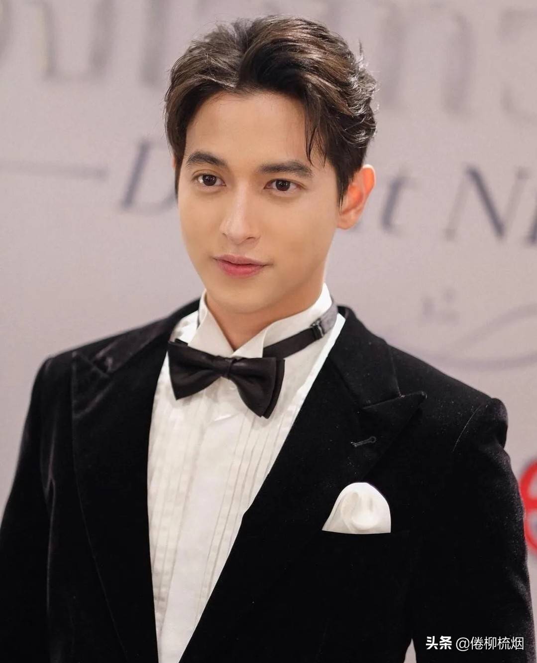 原创泰星jamesj谈女友被网暴我理解她告诉她没有必要出去反驳别人