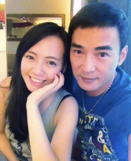 焦恩俊娶三个老婆图片