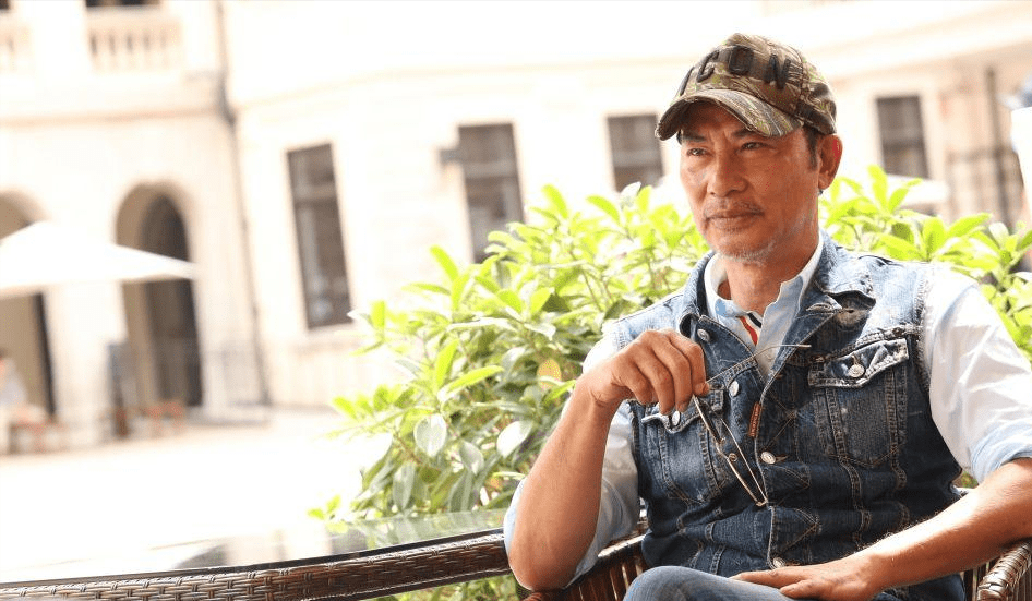 任达华确诊新冠,妻女不在身边靠保姆照顾