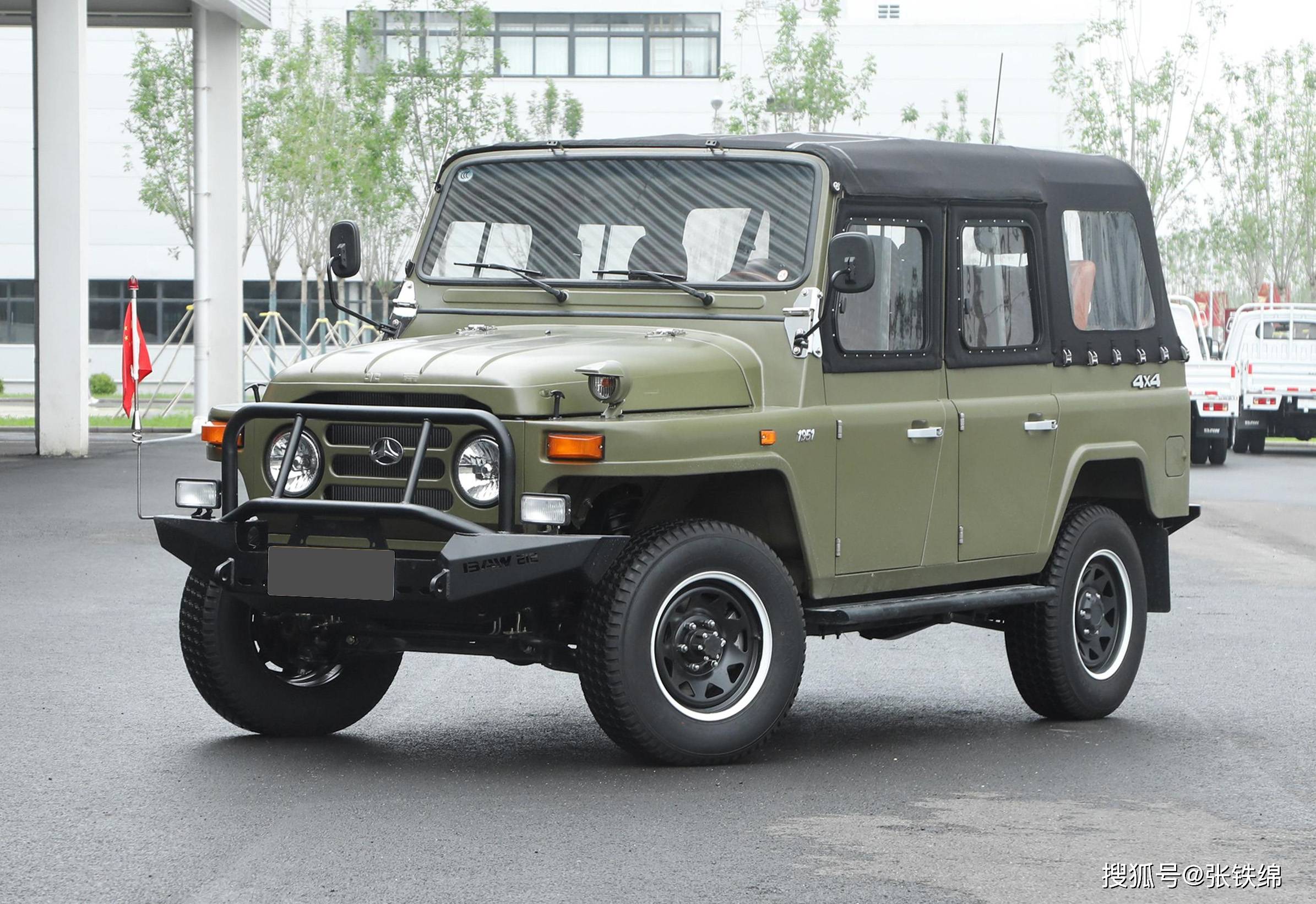 bj212新款车型亮相软顶三角门换装前后杠搭载20l动力