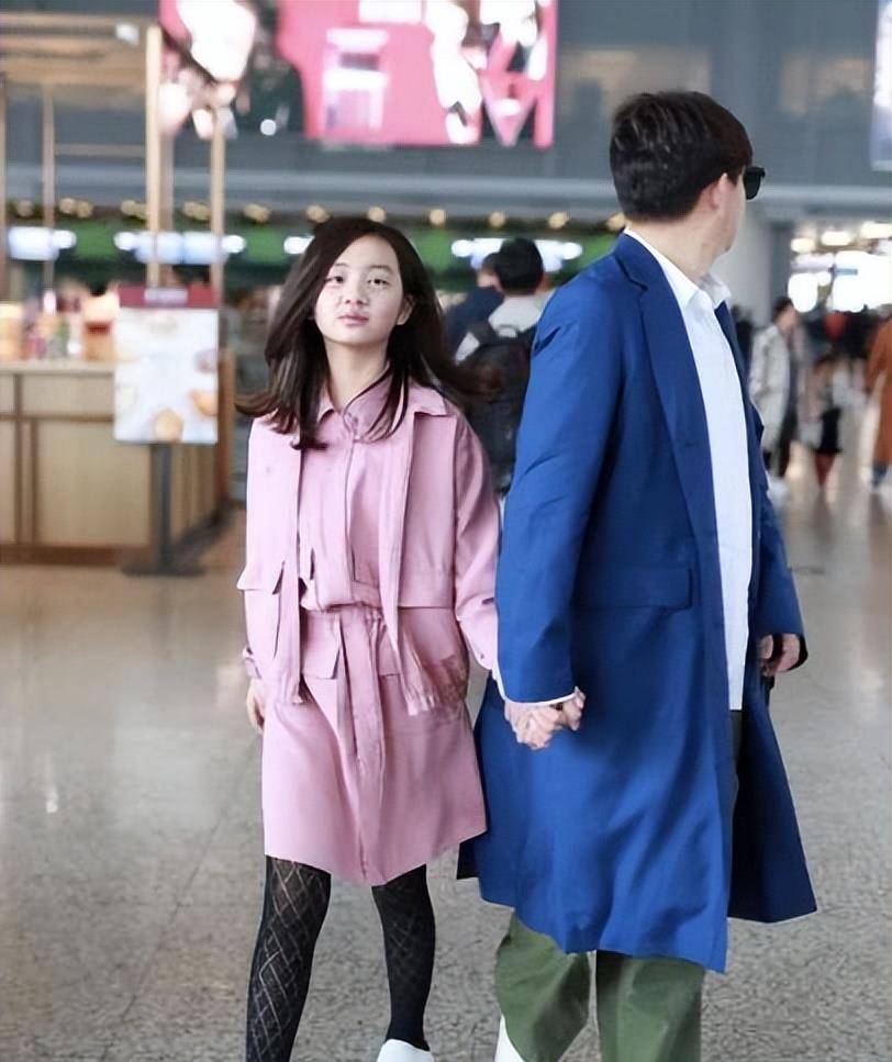 被骂7年"养废了"不还嘴,黄多多的"清醒"让人刮