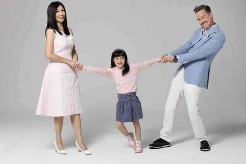 《爸爸3》夏天父母官宣离婚！模范父亲夏克立竟如此花心，结婚16年却偷腥不断