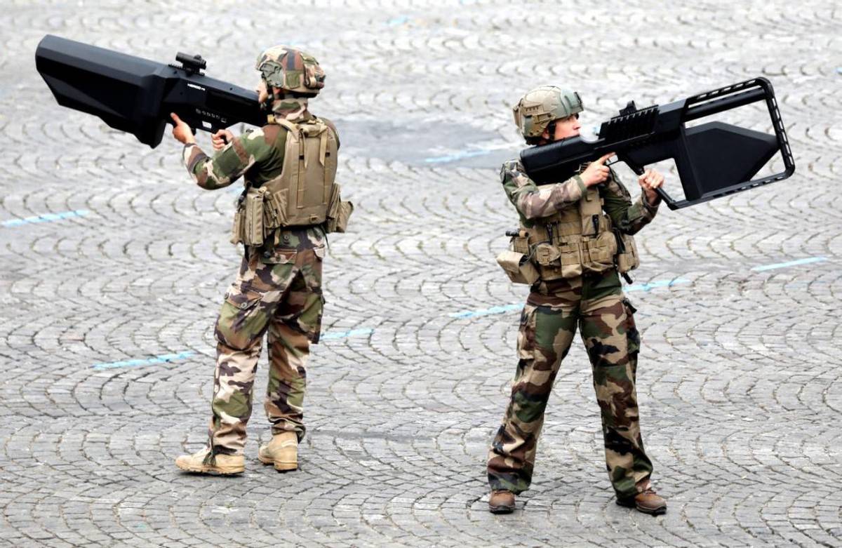 俄军电磁枪"stupor"首次实用,将直接眩晕乌军无人机_卢甘斯克_信号