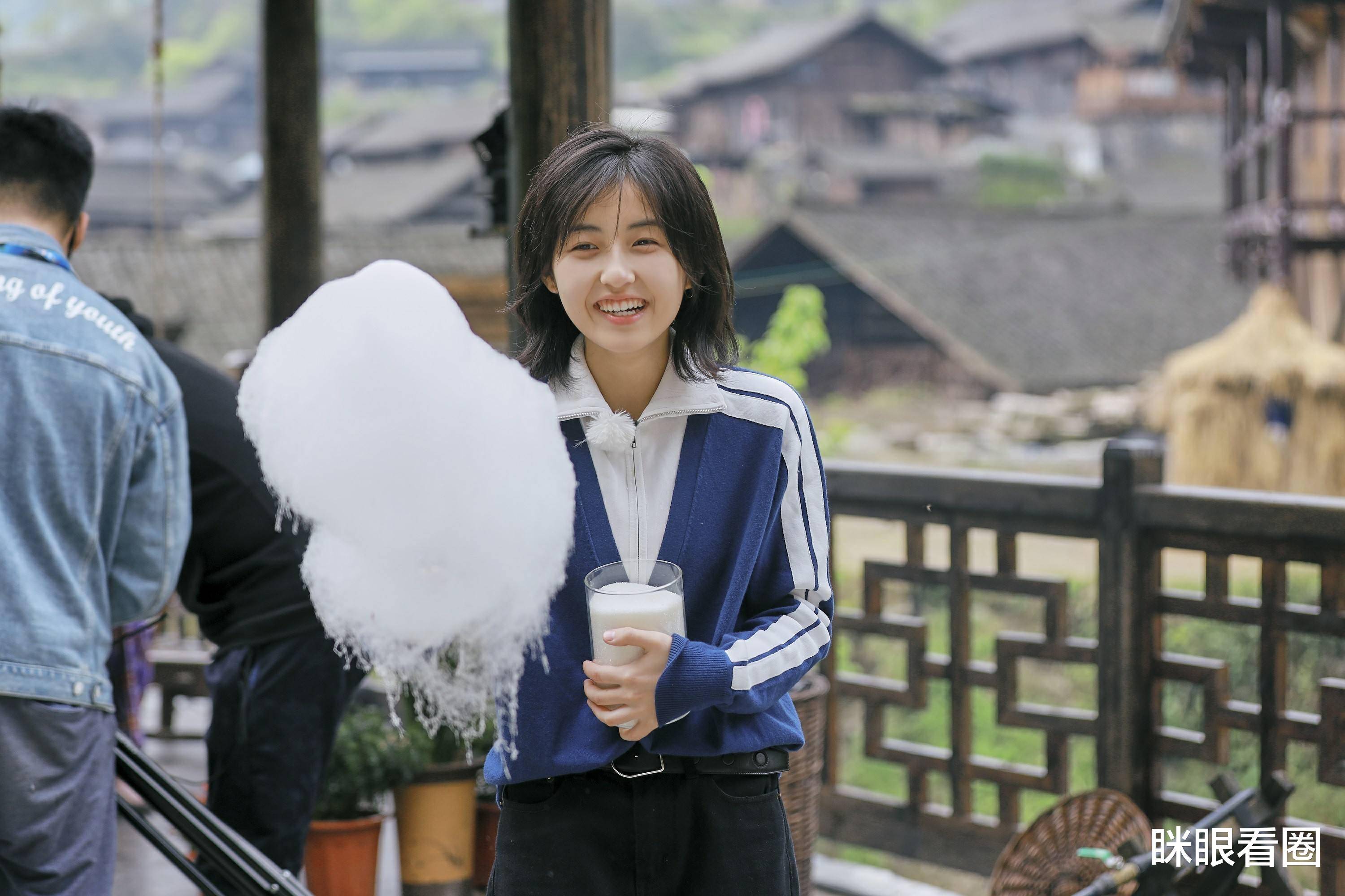 徒惹争议_谭松韵_芒果_女明星