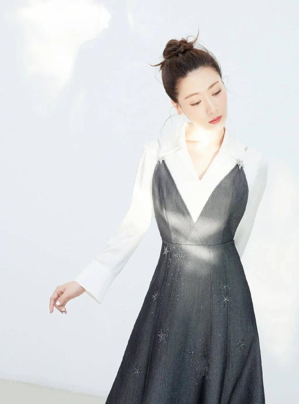 原创非常有女人味的陕西美女演员白冰