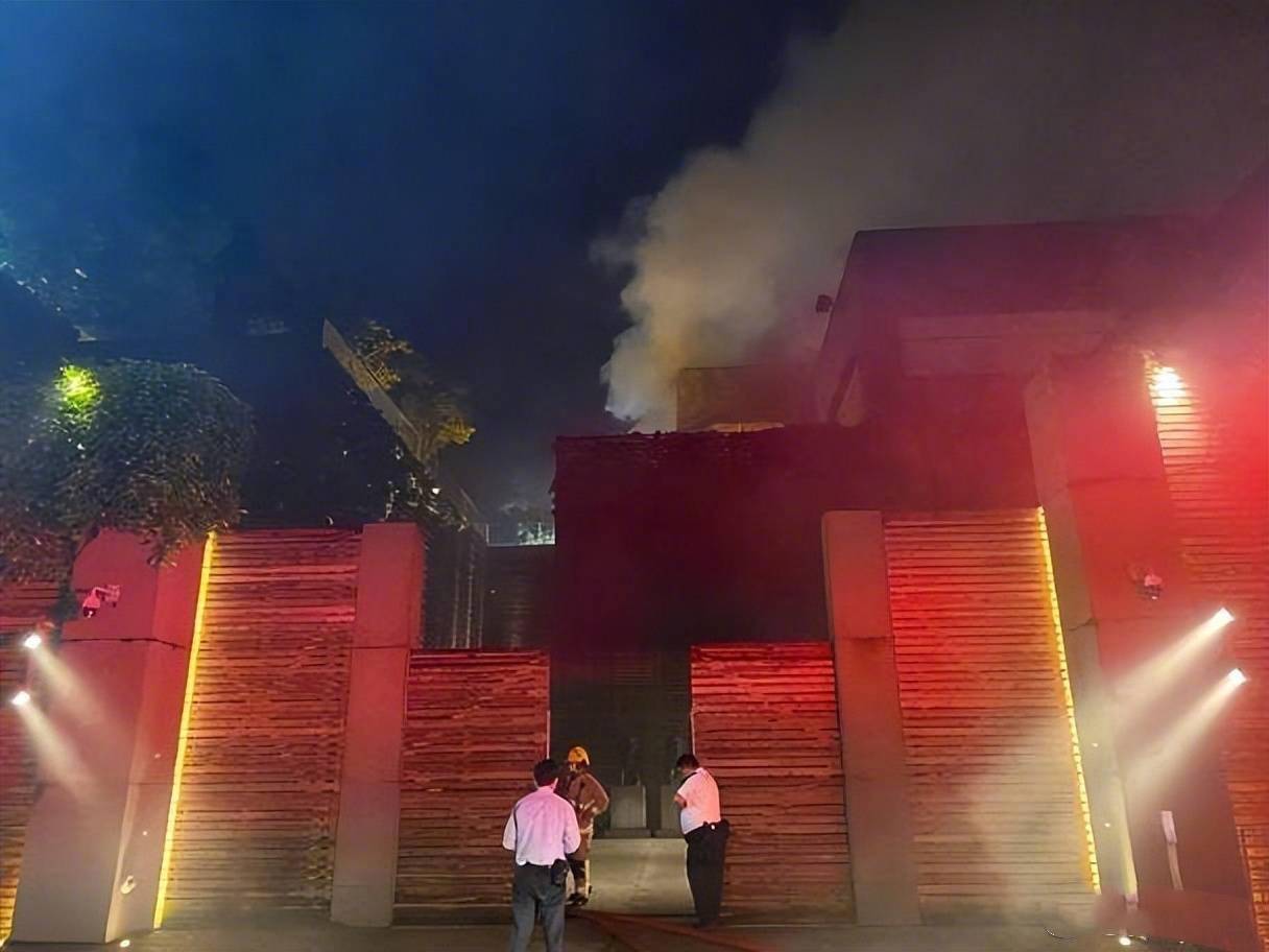 突发！林青霞价值超11亿香港豪宅凌晨发生火灾,无人员伤亡，失火原因调查中