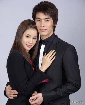 push梨涡男神,pong霸总本人,mark素颜担当_中国地区_电视剧_tik