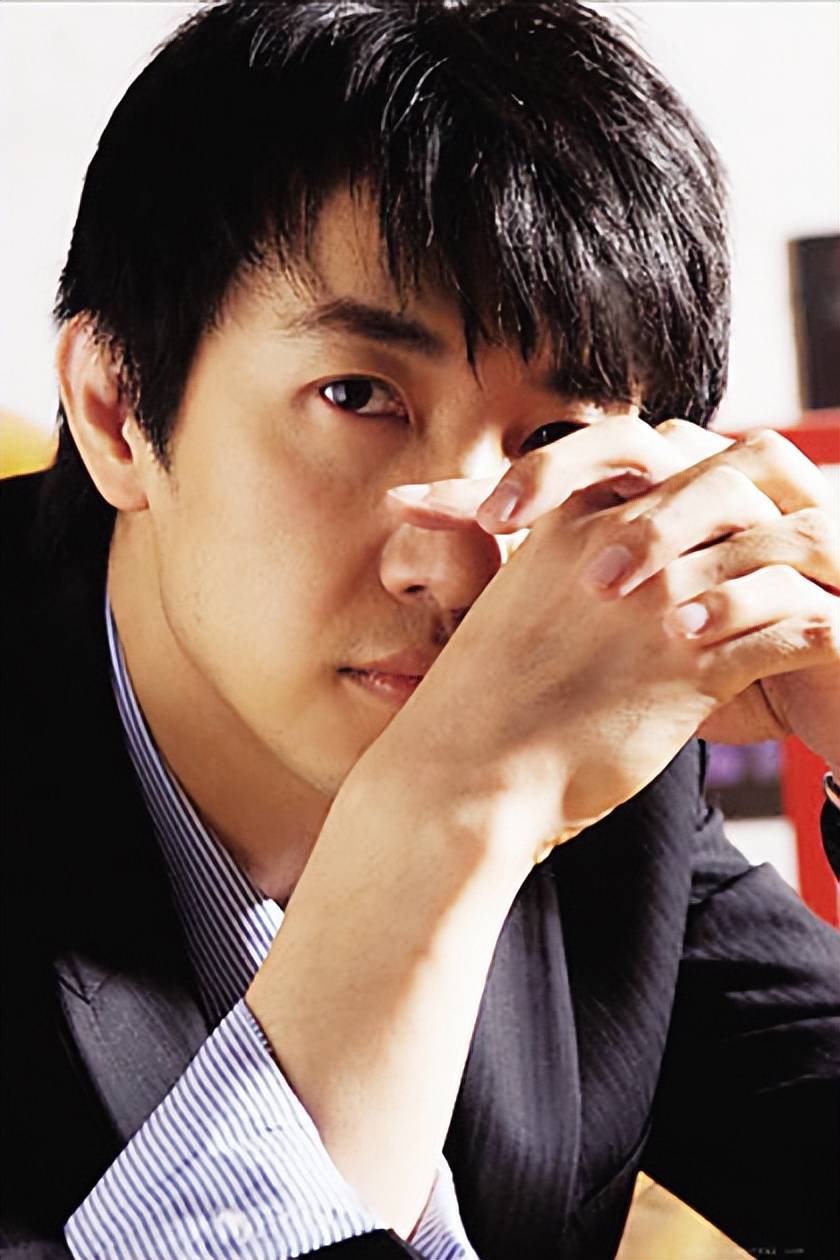 李小冉与鄢波分手9年她嫁男闺蜜有烦恼他带着伤痛做爸爸