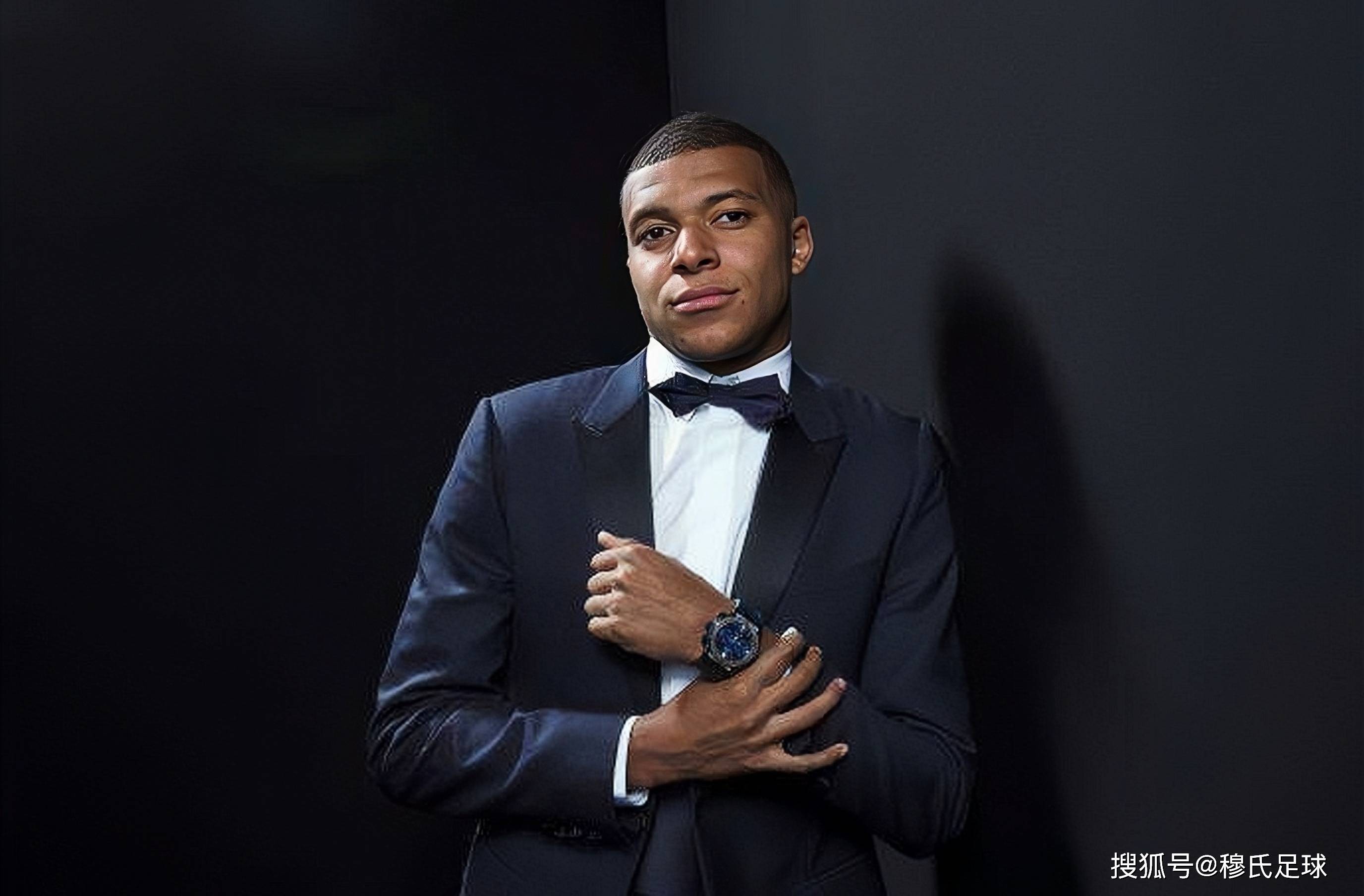 原创太花心姆巴佩追求女星巴黎高层偏爱名花有主和队友争风吃醋