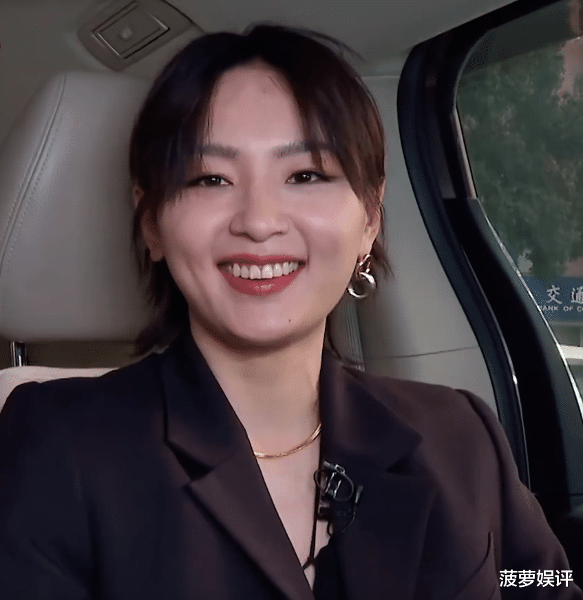 周笔畅一点都不怕杜华,叫她少道几次歉,该说周笔畅行为可取么?