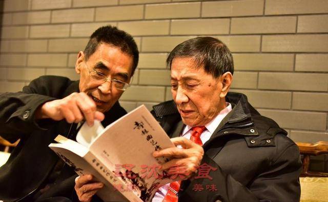 杨振华曾是国内最知名相声演员之一,他的一身本领,是跟谁学来的_杨海