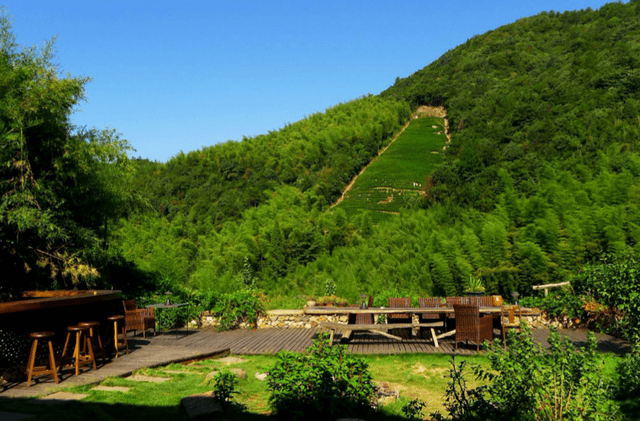 浙江有一避暑天堂走红，夏季气温不到30度，还有江南第一山之称