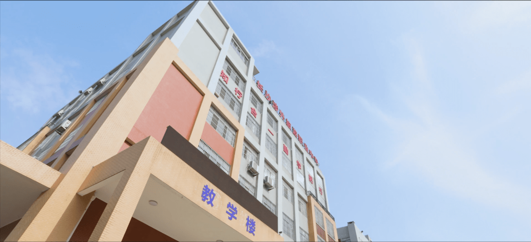 2022长沙涉外旅游职业中专学校介绍