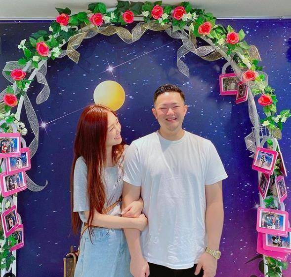 女星丫头詹子晴约老公出国!私密辣照曝光,网友直呼:生起来_生活_副业_