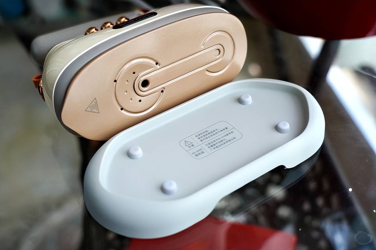 让媳妇变勤劳的利器 入手大宇小星斗熨烫机 蒸汽 衣服 电熨斗