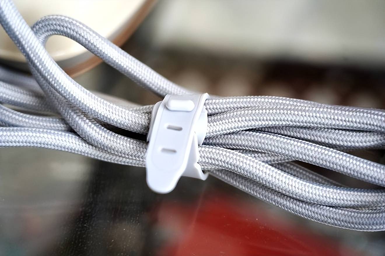 让媳妇变勤劳的利器 入手大宇小星斗熨烫机 蒸汽 衣服 电熨斗