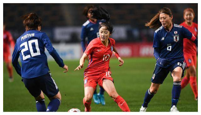 中国熊熙和韩国李玟娥谁是亚洲最美女足球员?