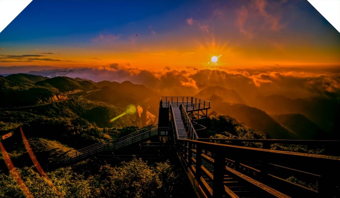 新线路|享优惠-追寻光影:娄山关晨曦落日最美路线_游客_景区_套餐