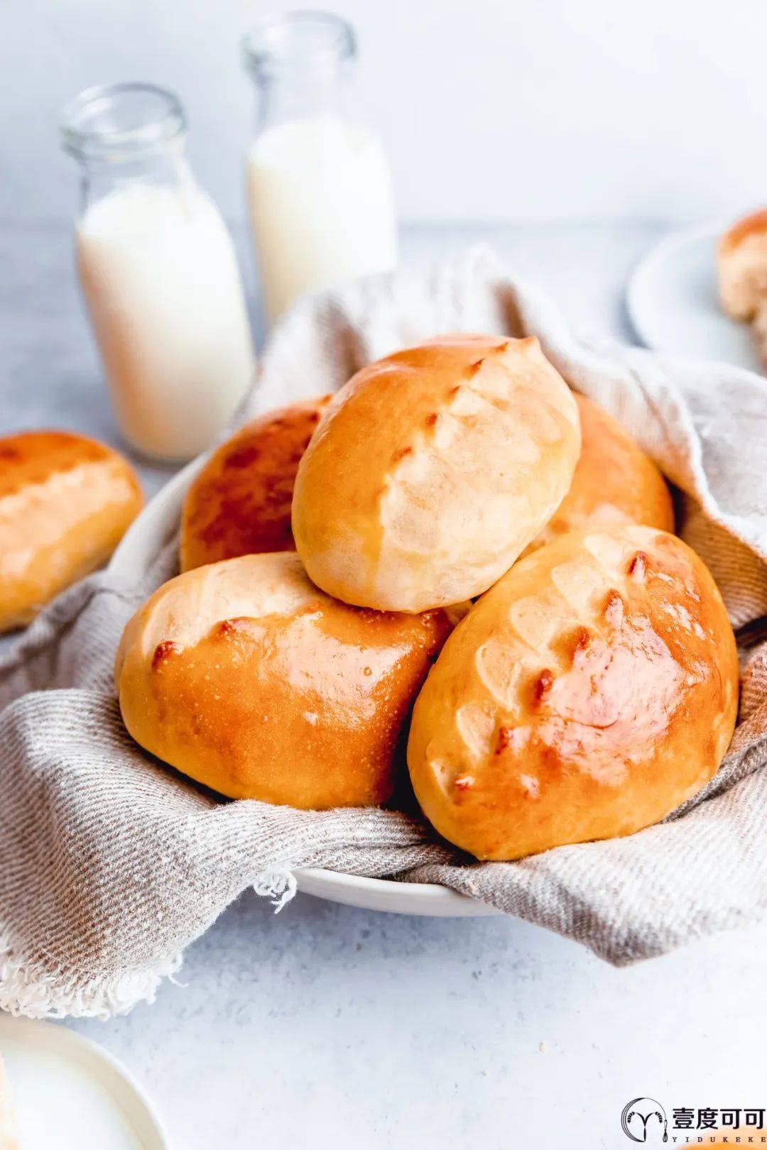 咸甜皆宜的法式牛奶面包painaulait