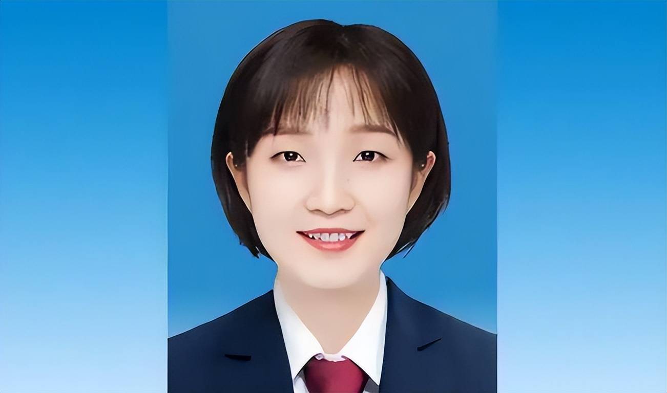 原创90后女生当选为副市长颜值高且能力强网友却说可惜了