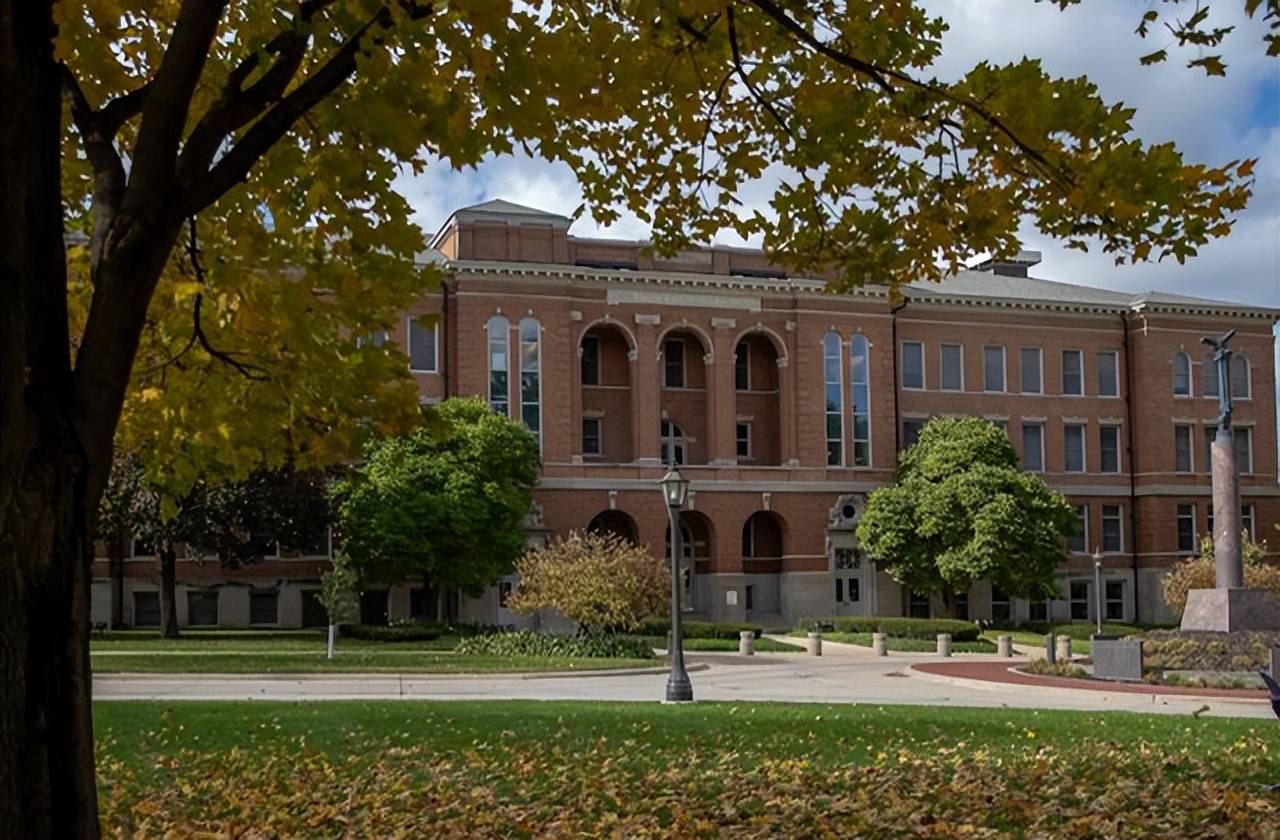 哪些人适合mba辅导班美国北爱荷华大学mba申请条件