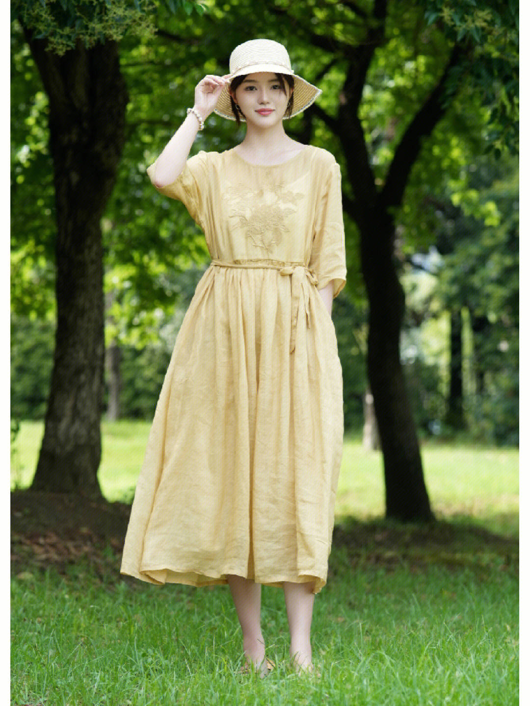 原创             夏天精致装推荐：20-30+长裙或半裙，简单清爽的穿搭吸睛高又调！