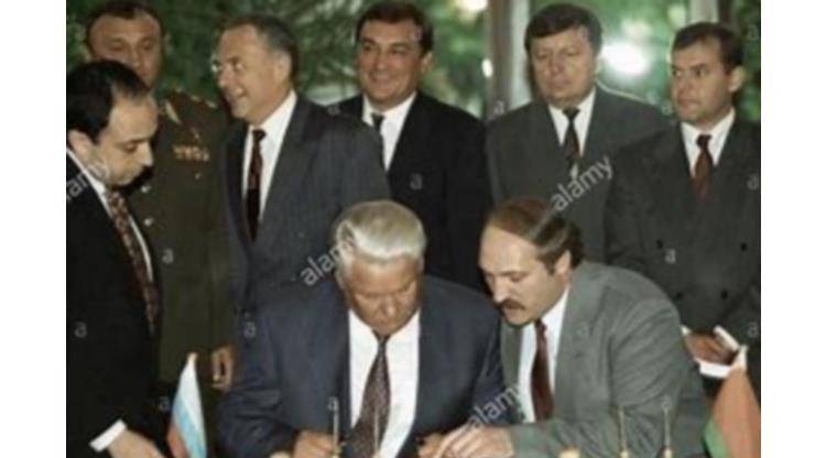 叶利钦因_戈尔巴乔夫_克拉夫丘克