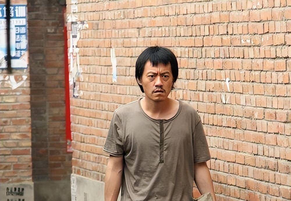 53岁雪村的"消失",是娱乐圈的"悲哀"_韩静霆_父亲_孩子