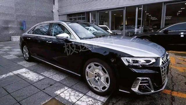 迈巴赫元素浓郁新款霍希奥迪a8进店质感不输奔驰s级霸气