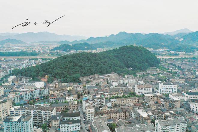 浙江省新晋一家5A级旅游景区，就在台州临海市，门票免费一个月！