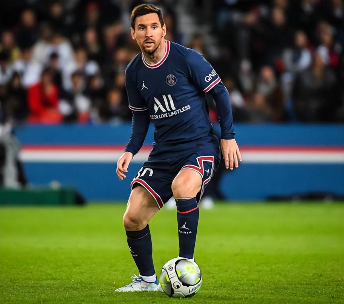 原创感谢梅西巴黎创52年纪录令全欧羡慕将重谢球王不担心高龄