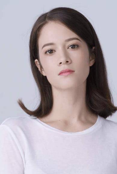 加价被吴京换掉,错过《战狼2》的女主,如今悔不当初_卢靖姗_徐嘉雯