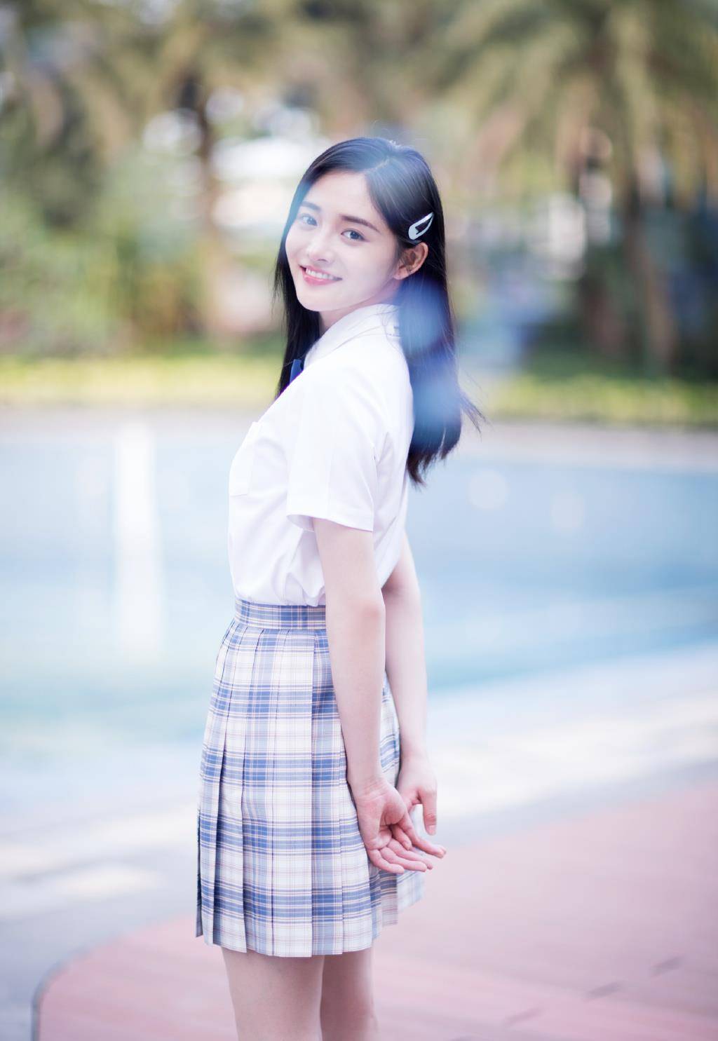 周洁琼和程潇年纪相仿都是98年出生的,到今年为止也不过2岁,身上的