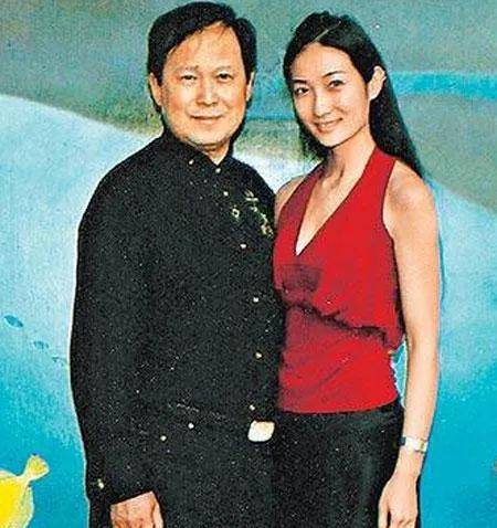 原创武打女星李赛凤的毁灭史衣柜中藏干儿子被抓老公写书曝光