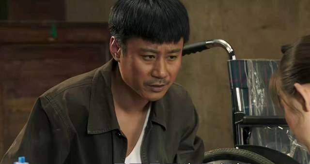 《山海情》好看,但2个角色却一点都不省心,看得人想把蘑菇吃了_安永富