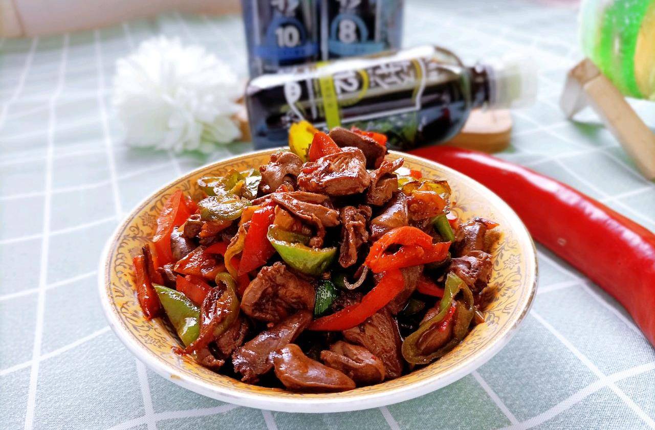 原创家庭小炒爆炒辣椒鸡心炒一炒就出锅简单方便新手也会做