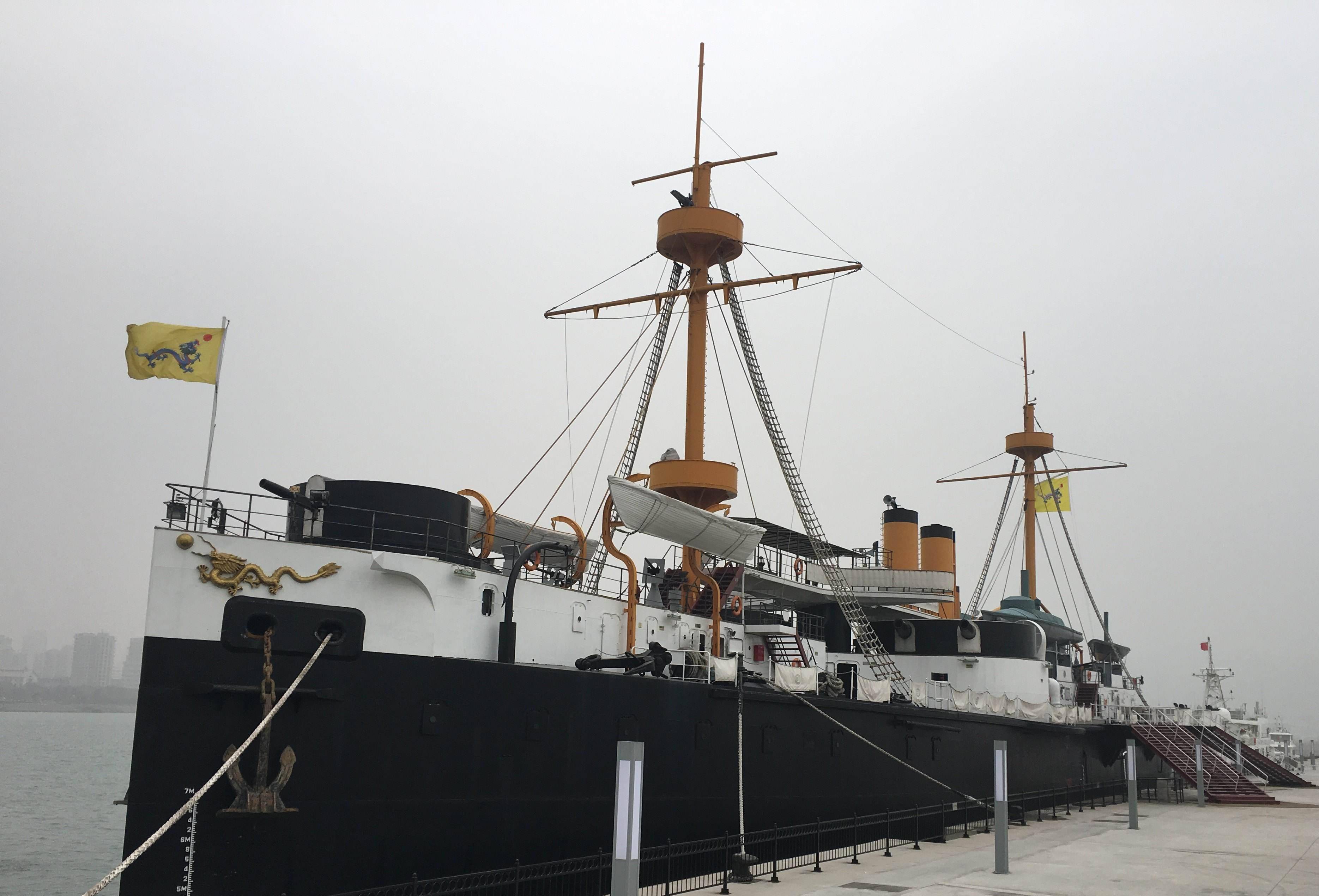 山东威海刘公岛,打捞出甲午海战沉没125年定远舰,遗物令人泪目_考古