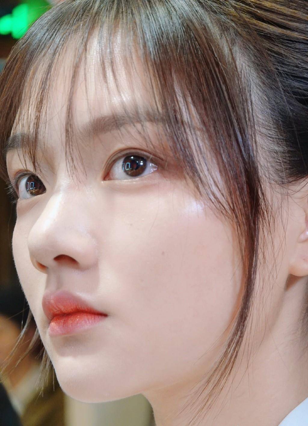 原创看到任敏穿夏装大家表示小仙女白色雪纺牛仔裤也太甜美了吧