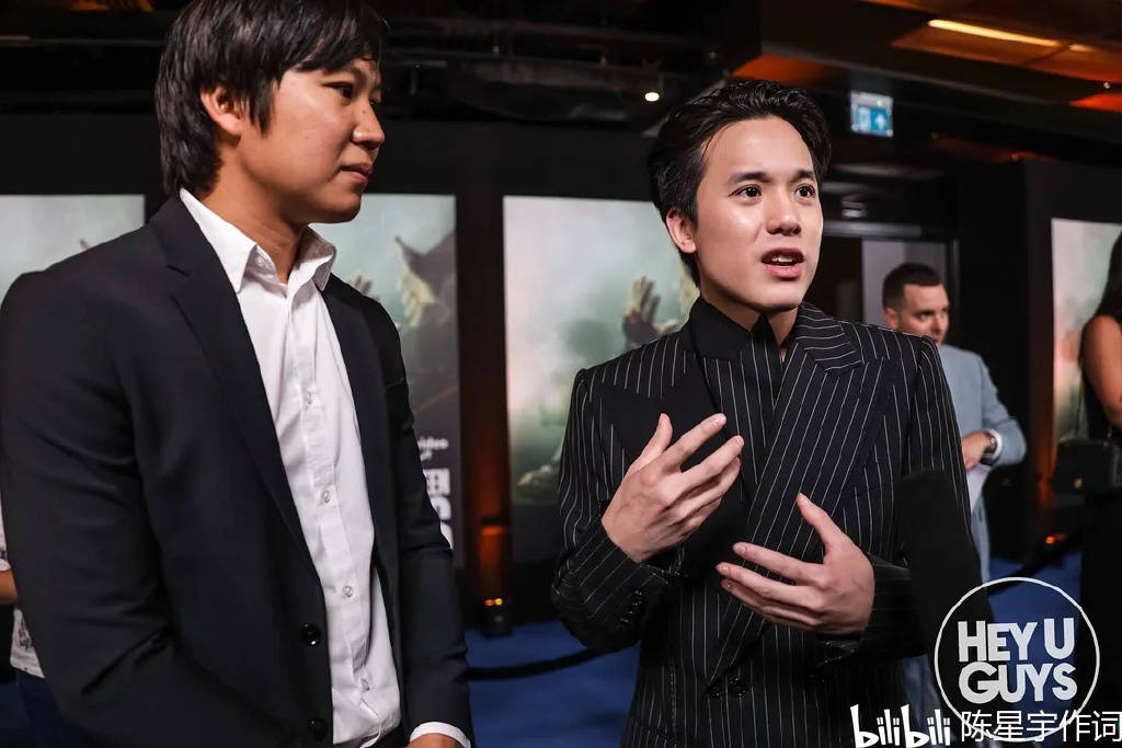 原创泰剧演技炸裂男星jamesteeradon出席好莱坞电影13条命英国伦敦