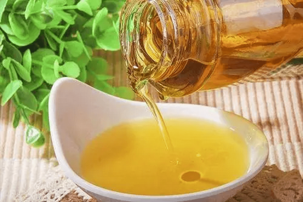 盘点生活中的食用植物油,选对适合自己的食用油_脂肪酸_茶油_玉米油