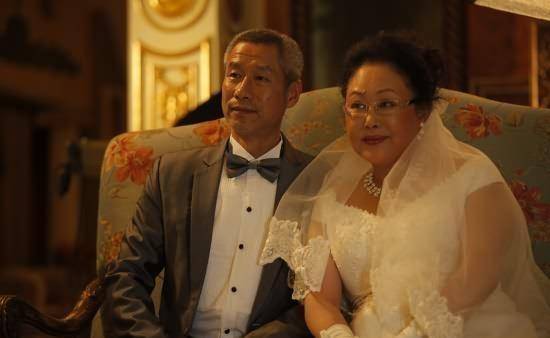 婚姻曾遭岳母反对,出道30年无绯闻,今成双料影帝_刘佩琦_孟天骄_电影