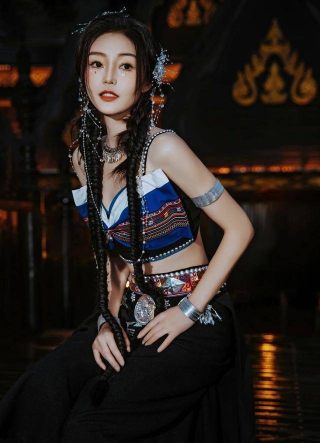 《特种兵之火凤凰》里的田果,从村姑蜕变成女神,如今戏约不断_郭艳