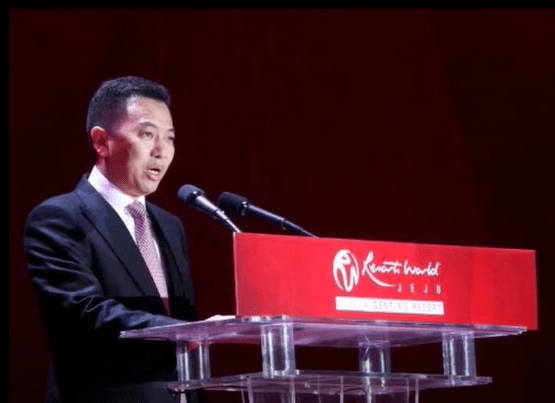 八 月编辑 | 肇 瑞校对 | 卡 樱1971年,仰智慧出生在安徽省安庆市潜山