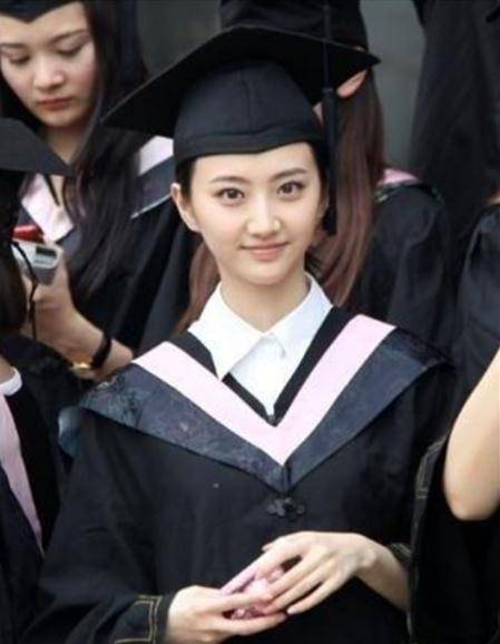 热巴靓丽,刘亦菲甜美,看到她:是初恋的感觉_景甜_女明星_杨紫