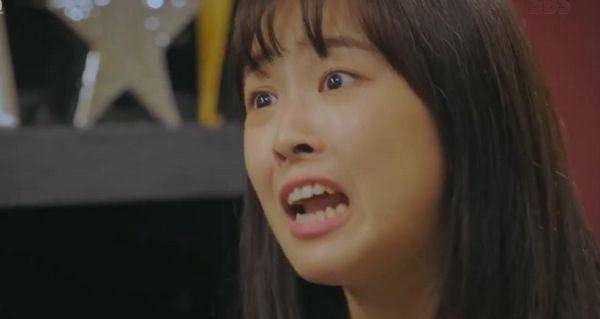 《顶楼》:嫉妒使人面目全非,豪门母女一个德行,可怜又可恨_千瑞_露娜