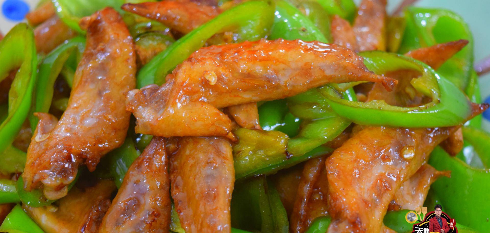 原创青椒炒鸡翅尖这道菜成本12元简单美味又下饭看看你喜欢吃不