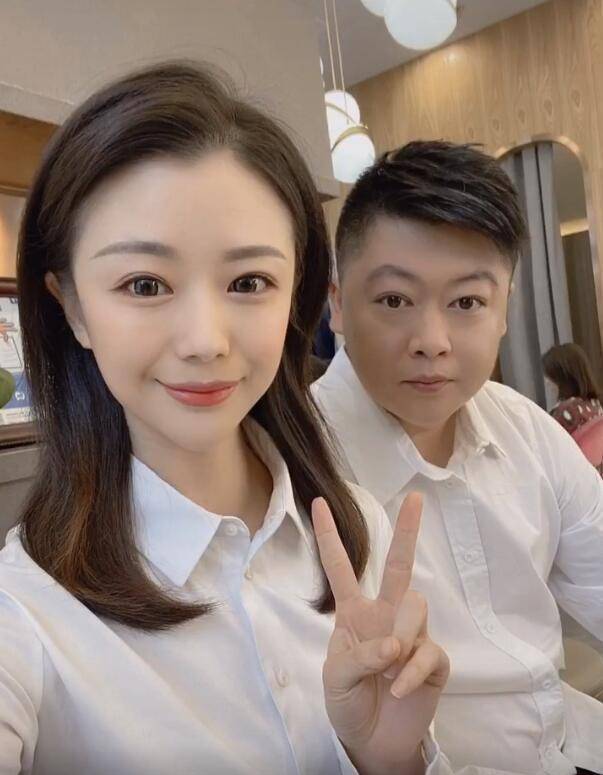 36岁"谢永强"和小12岁女友领证,娇妻颜值超高不输一线女星_贺树峰