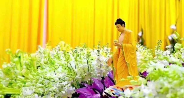 佛前供花 这3条 禁忌 千万要注意 菩萨 供养 清净 佛前供花 这3条 禁忌 千万要注意 菩萨 供养 清净