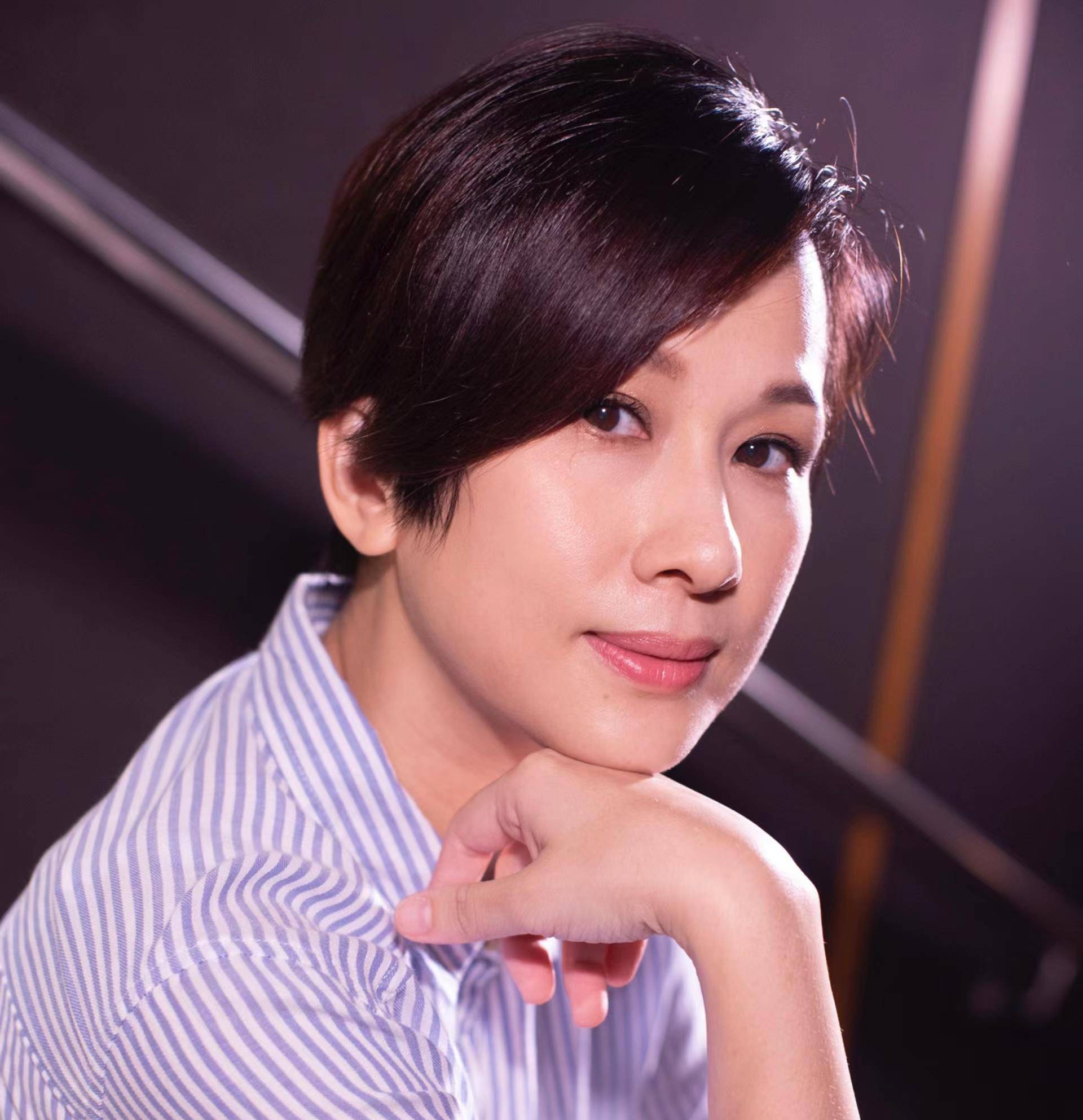 台湾短发女演员图片